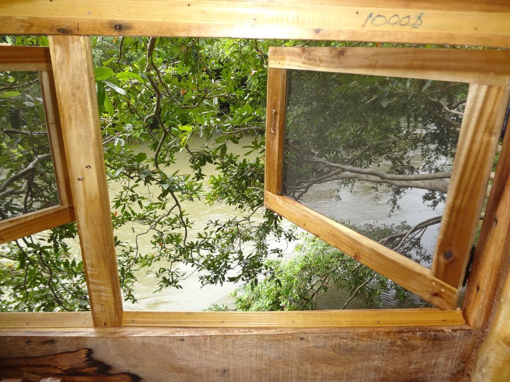 Вілла Kumbuk Tree House Тіссамахарама Номер фото
